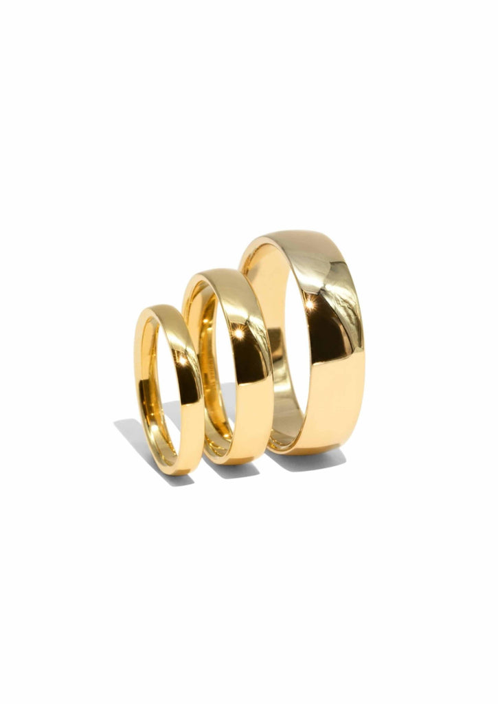 The Curved 9ct Yellow Gold Band