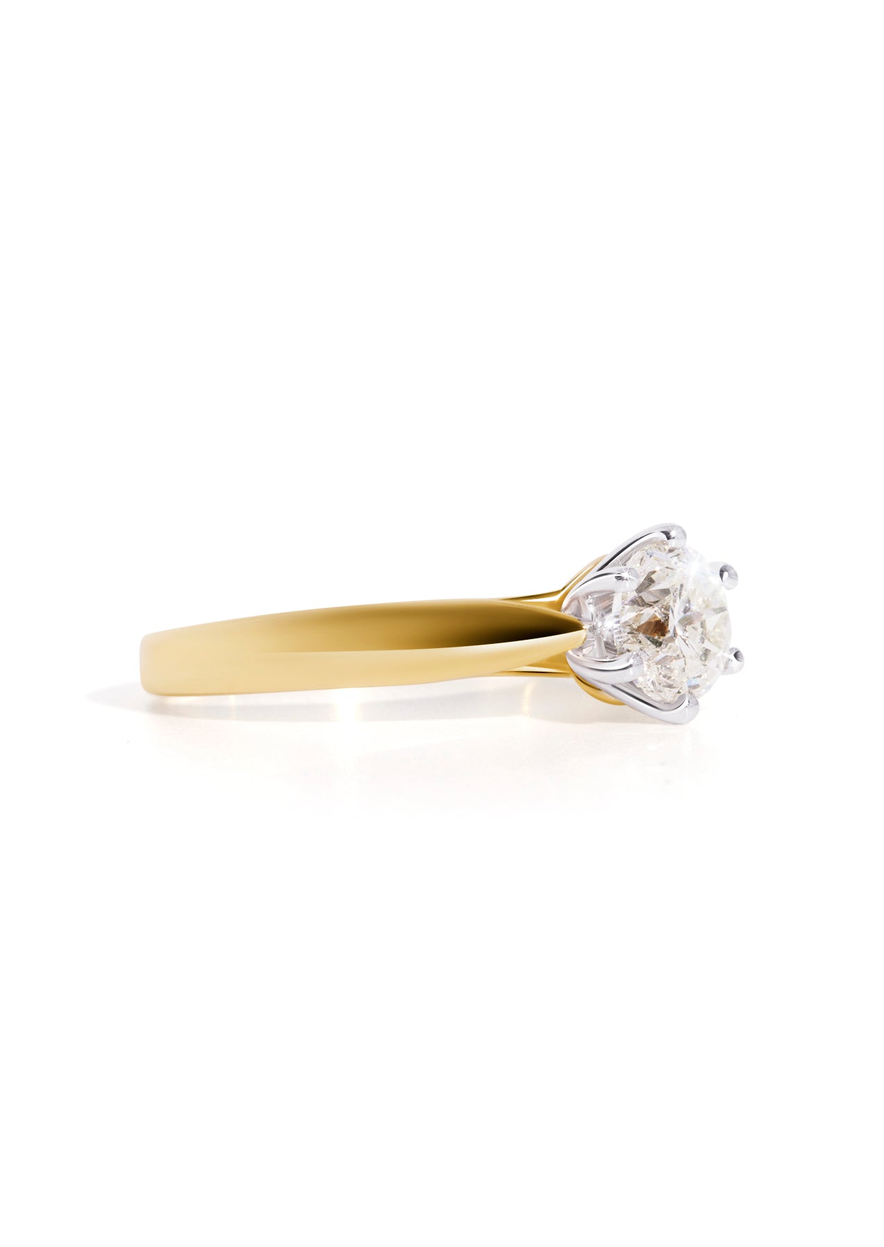 The Novie 18ct Yellow Gold Vintage Ring with 1.01ct Round Brilliant Cut Diamond