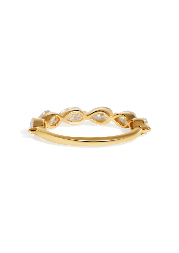 The Half Pirouette Cultured Diamond 9ct Yellow Gold Band