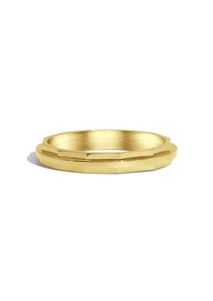 The Illumine 18ct Yellow Gold Band