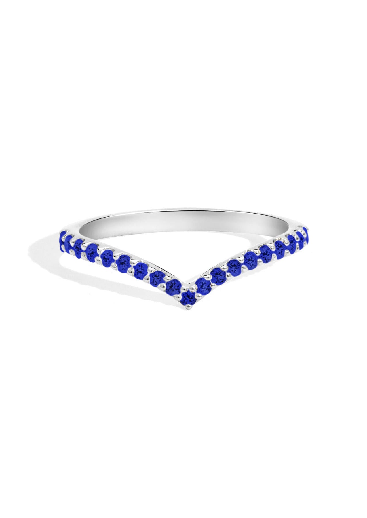 The Allude Platinum Sapphire Band