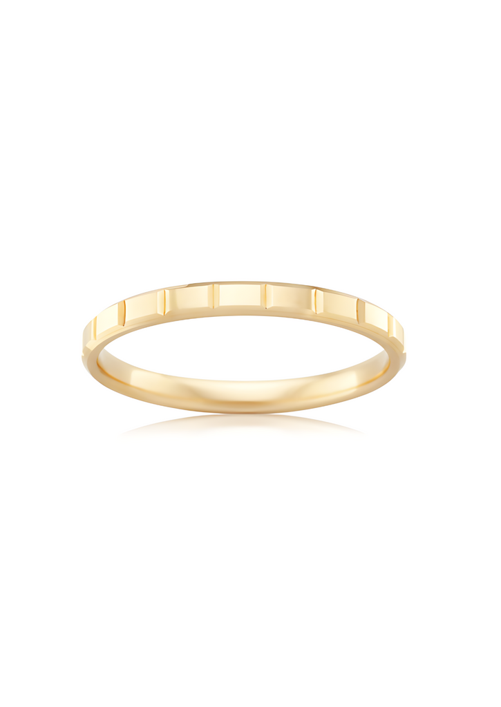 The Etched Line 9ct Yellow Gold Band