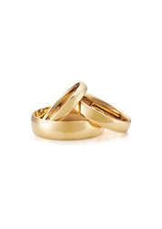 The Cushion 9ct Yellow Gold Band - Molten Store