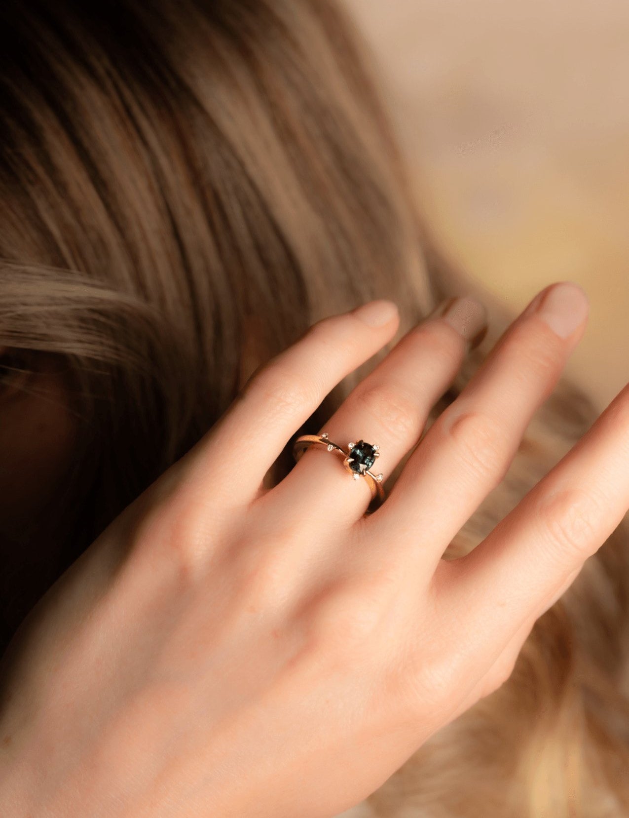 The Juniper Ring with 1.05ct Oval Parti Sapphire - Molten Store