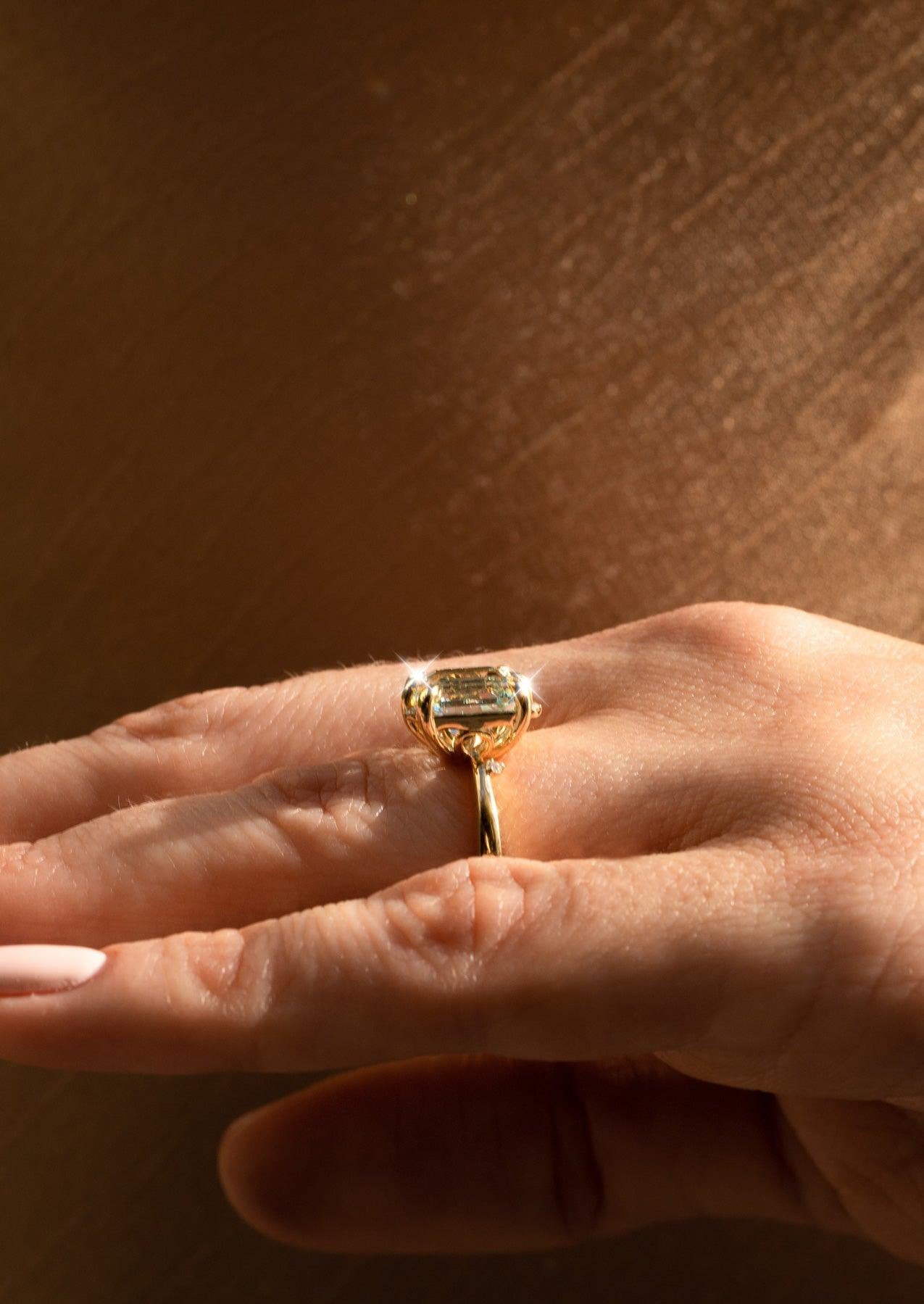 The Juniper Ring with 2.4ct Emerald Aquamarine - Molten Store