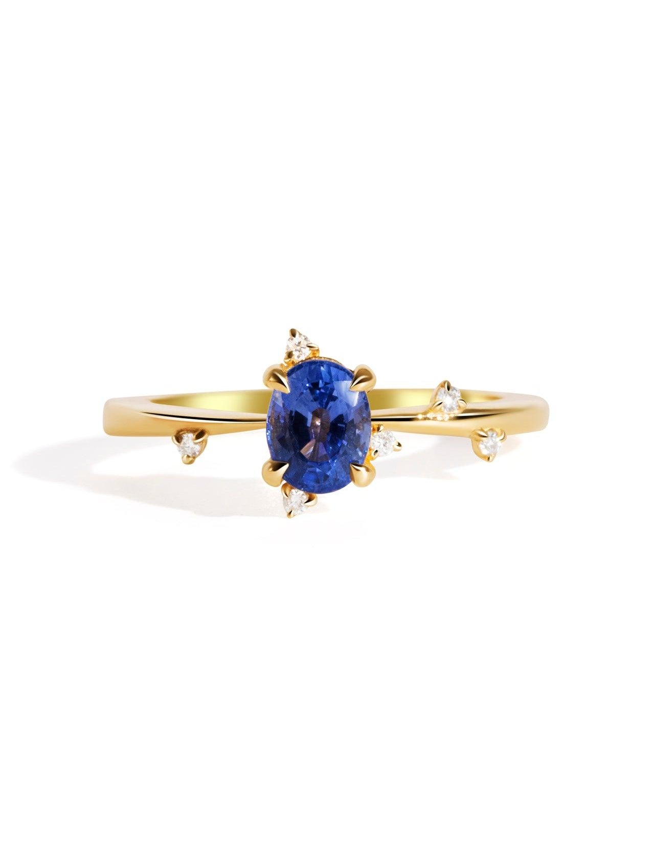 The Juniper Ring with Oval Ceylon Sapphire - Molten Store