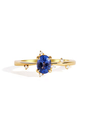 The Juniper Ring with Oval Ceylon Sapphire - Molten Store