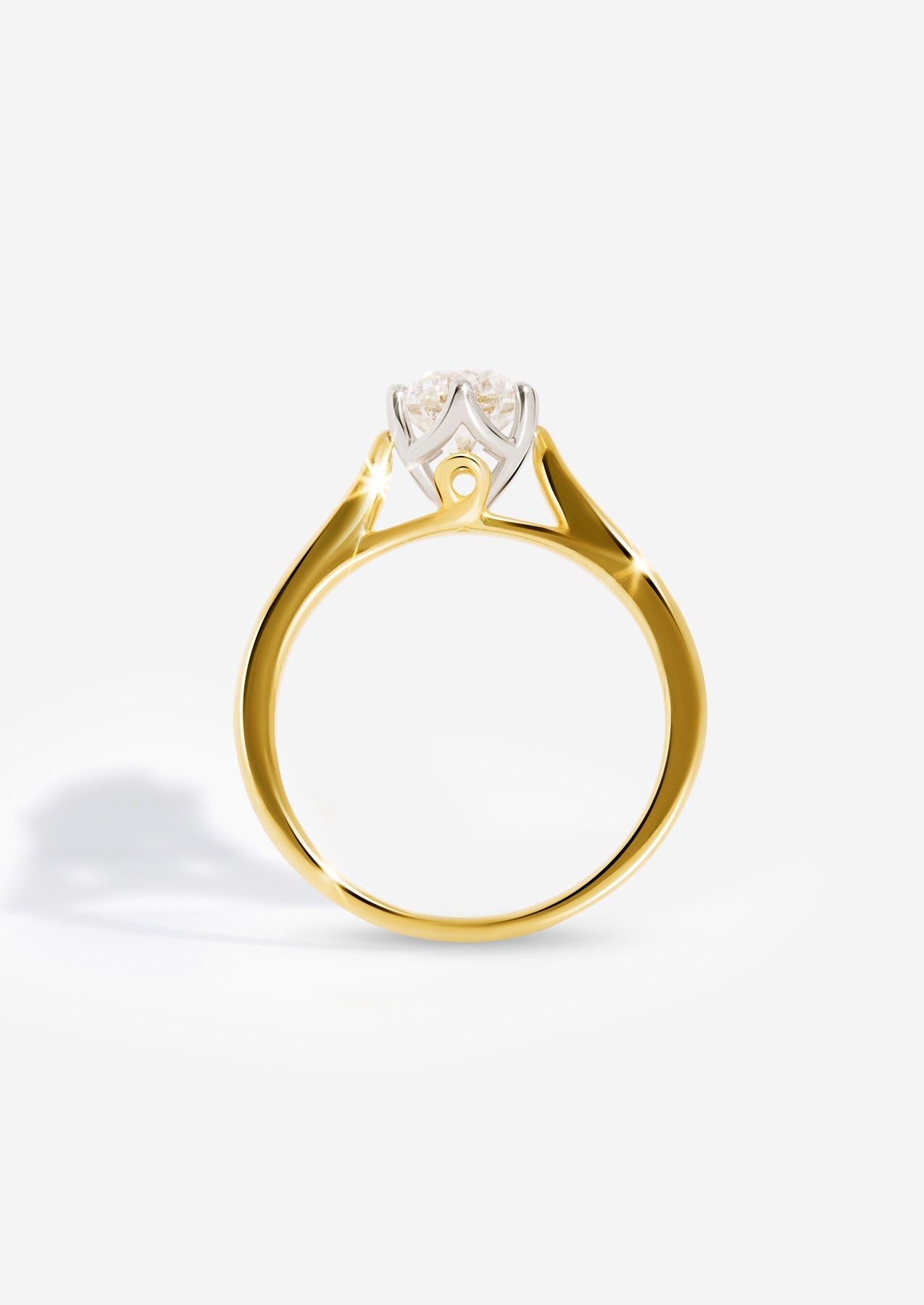 The Novie Vintage Ring with 1.01ct Round Brilliant Cut Diamond - Molten Store