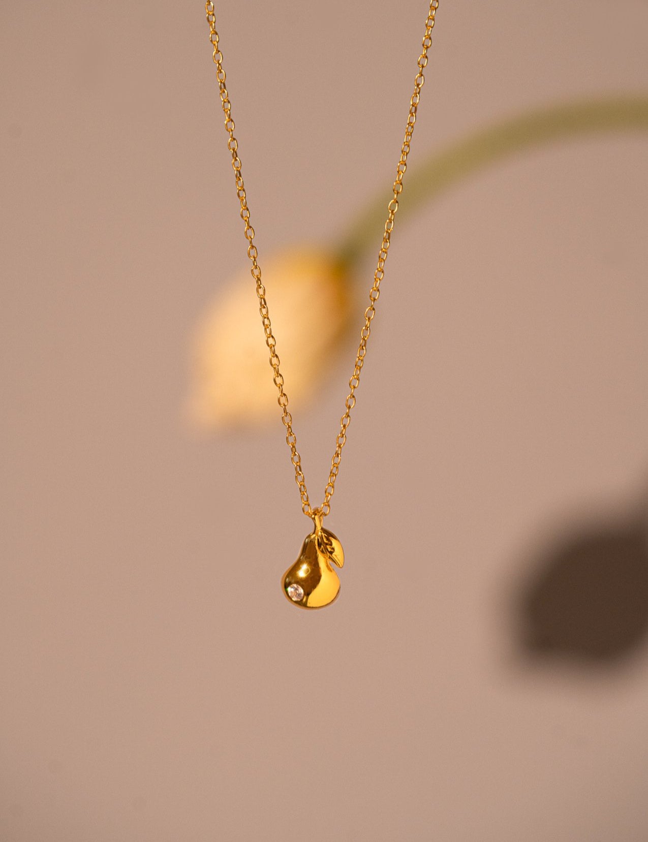 The Poire Gold Vermeil Pendant Necklace - Molten Store