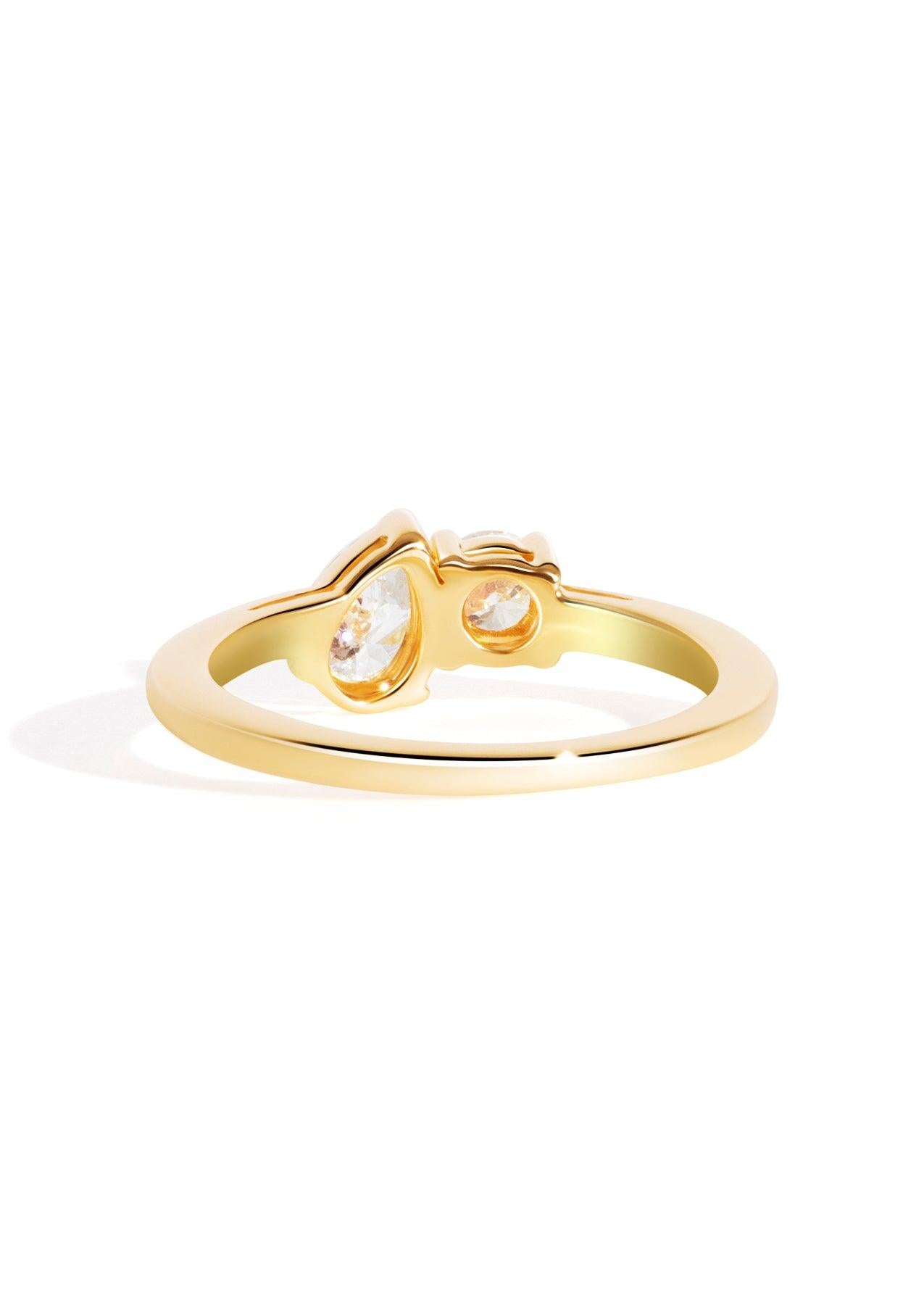 The Toi Et Moi Ring with 0.27ct Round and 0.48ct Pear Cultured Diamond - Molten Store