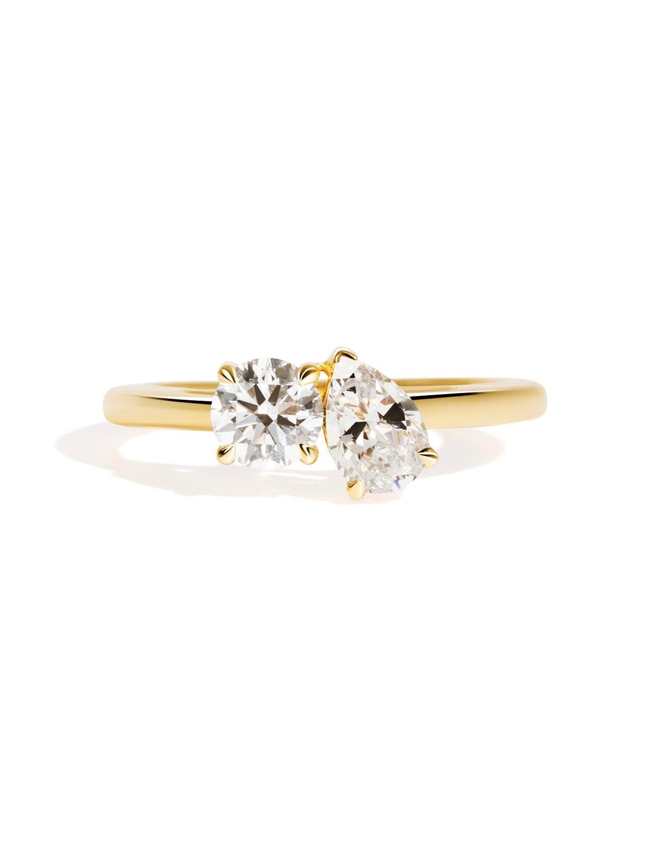 The Toi Et Moi Ring with 0.5ct Round and 0.5ct Pear Cultured Diamond - Molten Store