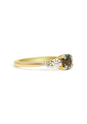 The Vera Ring with 1.01ct Oval Ceylon Sapphire - Molten Store