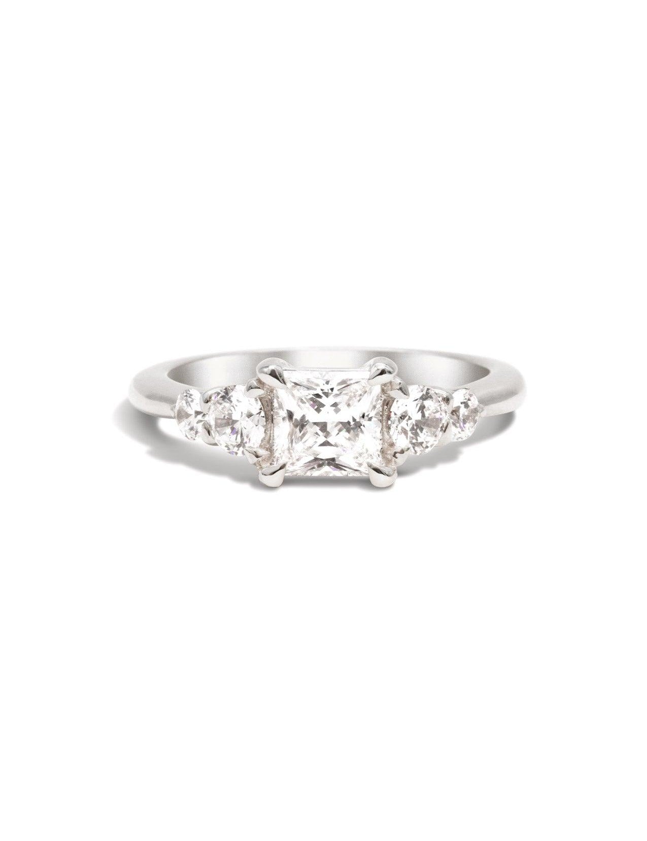 The Vera White Gold Ring Setting - Molten Store