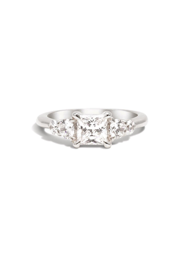 The Vera White Gold Cultured Diamond Ring - Molten Store