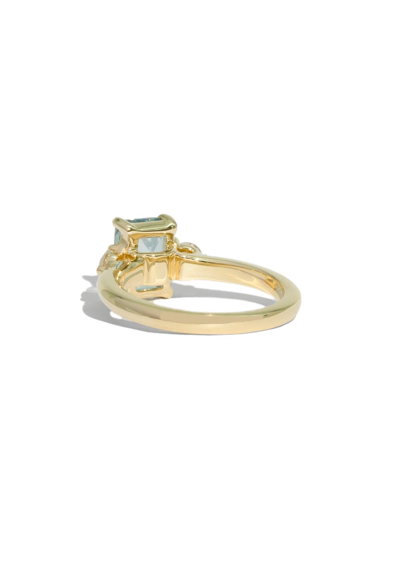 14k yellow store gold aquamarine ring